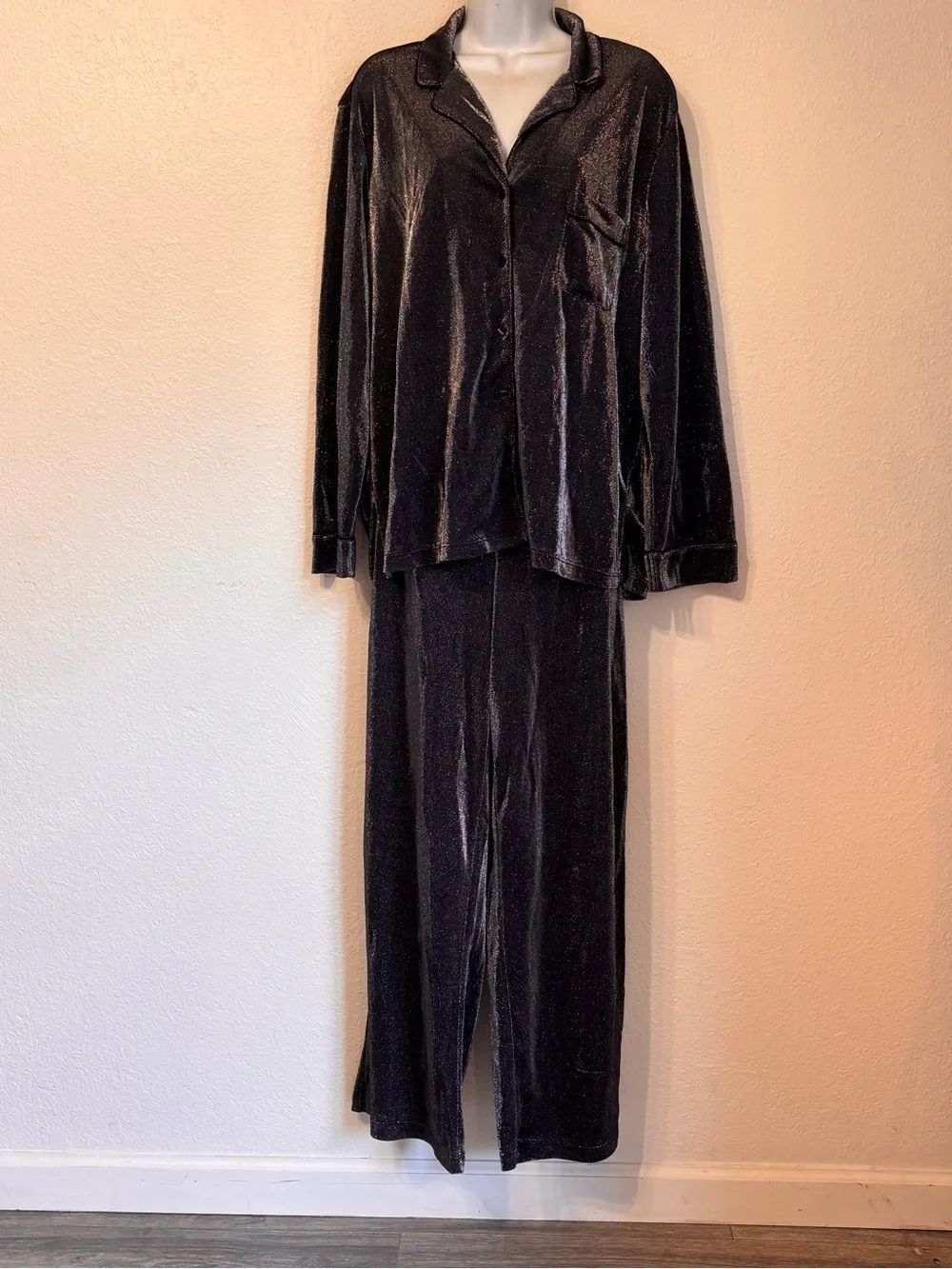 Victoria's Secret Shimmer Knit Pajama Set Large